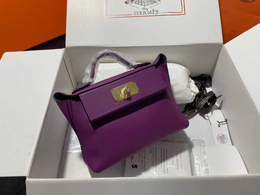 Hermes Kelly 2424 29cm Handbag in Purple Clemence Leather 